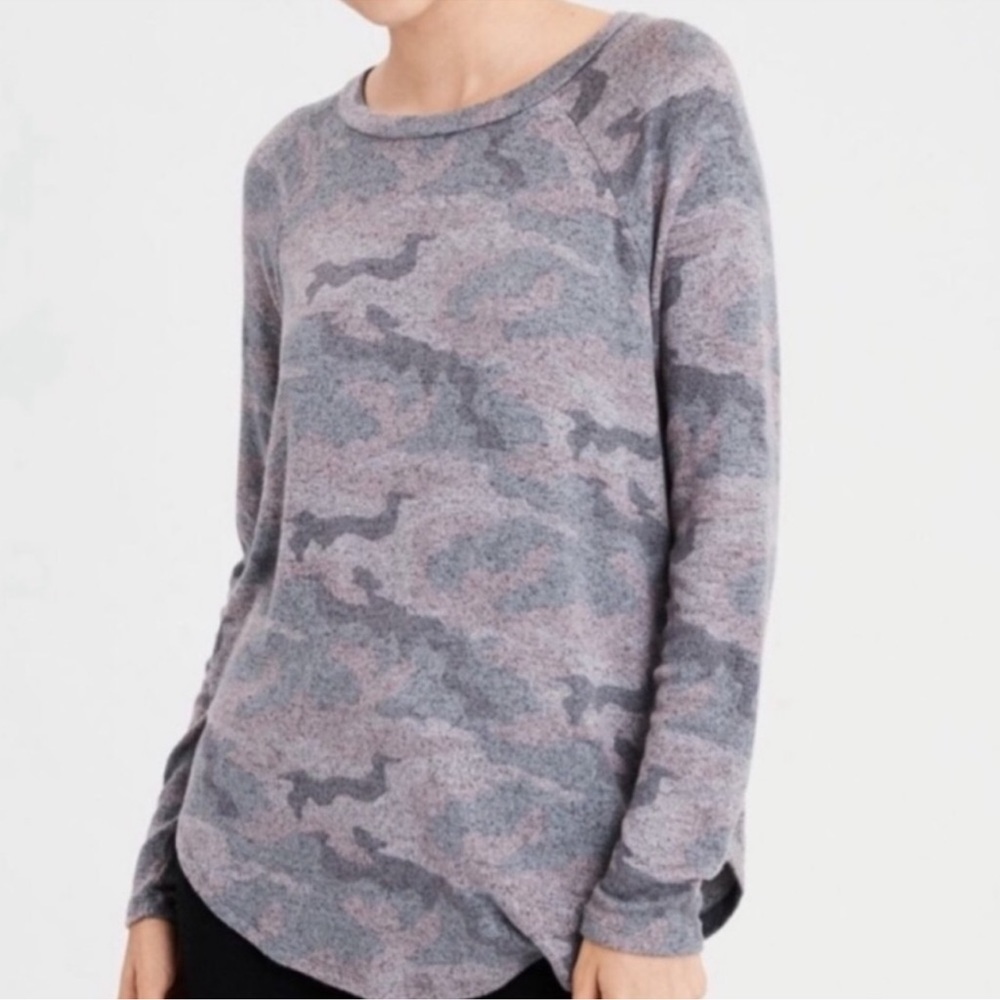 NWT American Eagle Long Sleeve Camo Print Tunic Top